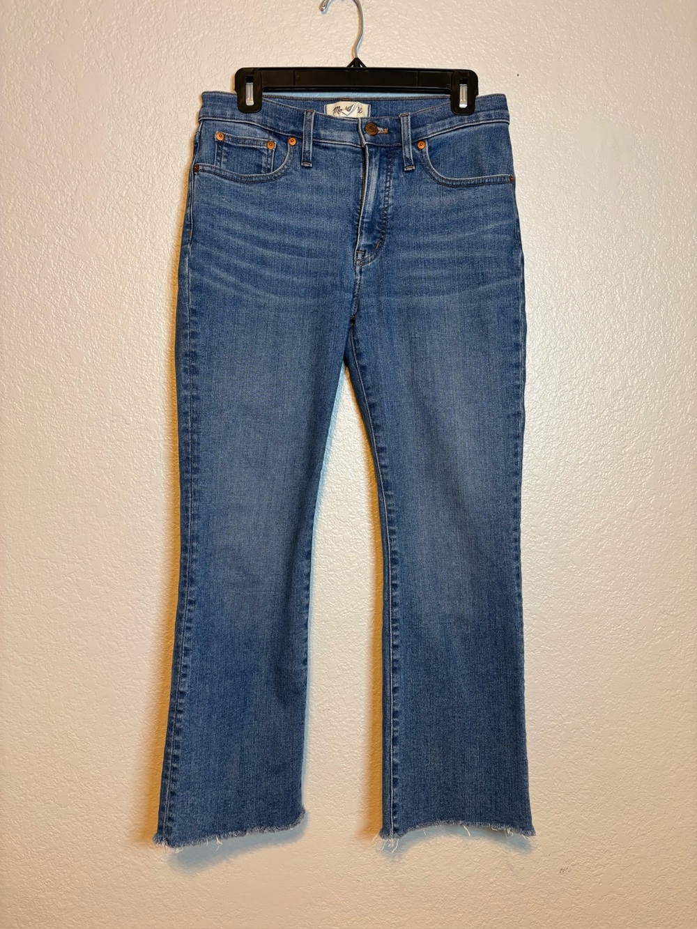 Madewell Mid Rise Kick Out Jeans Size 27 Raw Hem Blue Jeans